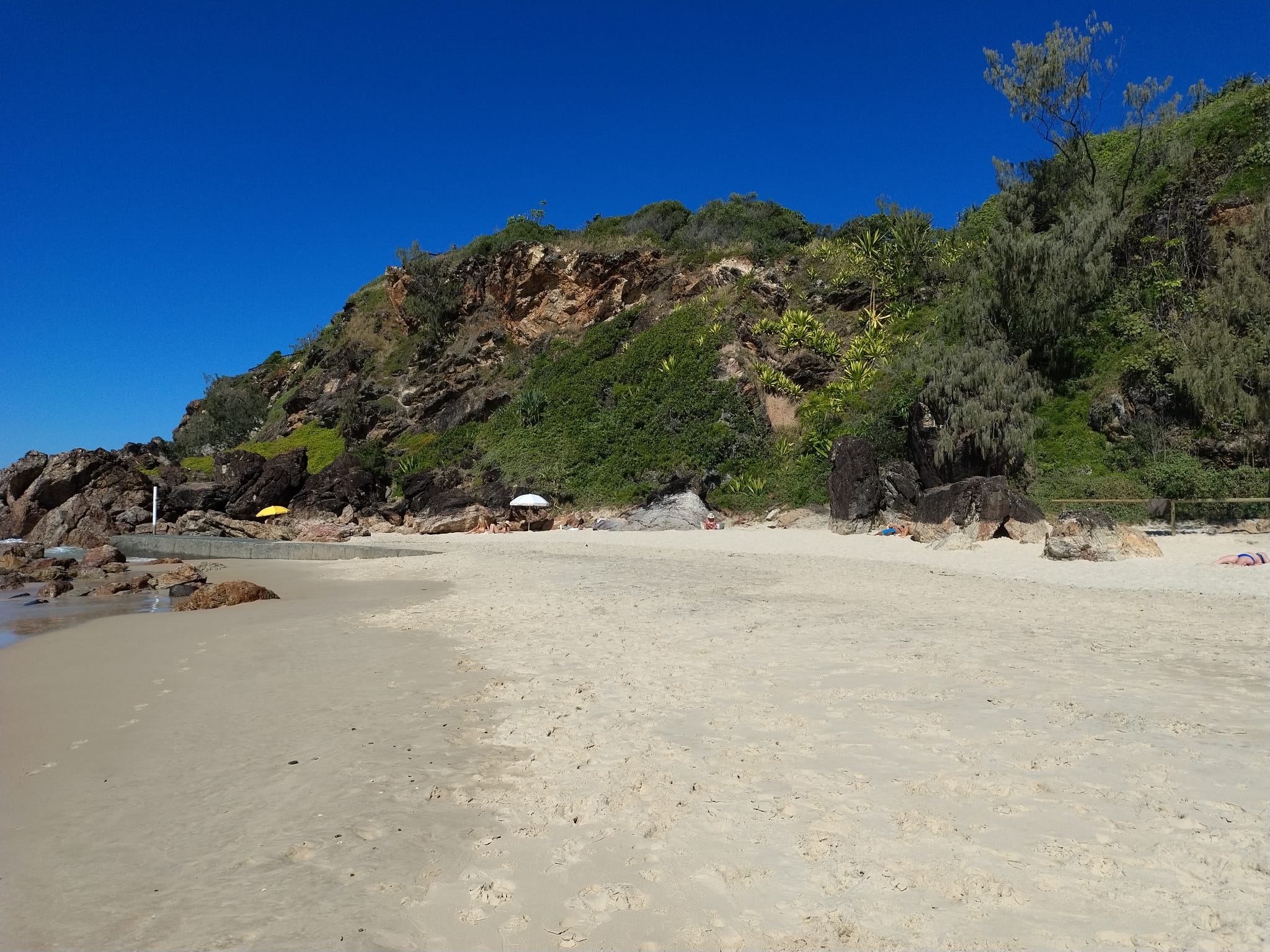 Gold Coast beach used in an H2O intro scene